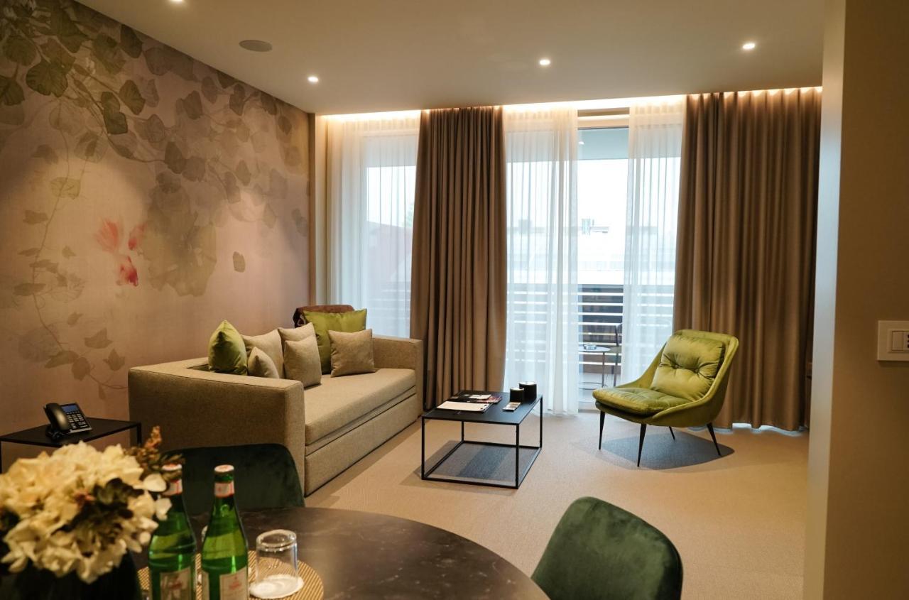 Elitis House - Suite & Spa Nova Milanese Экстерьер фото